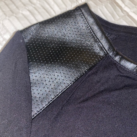 Cynthia Rowley Black long sleeve with leather like trim shirt - Picture 3 of 5